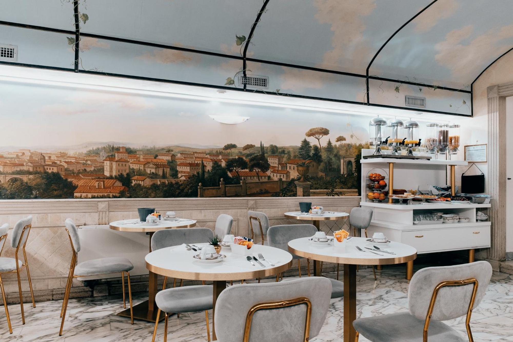Pantheon Hotel